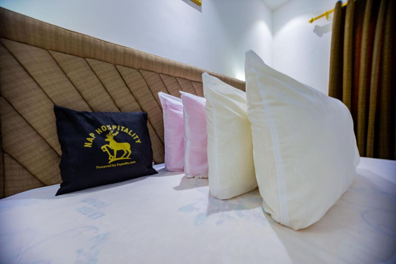 Nap Apartment Hotel Dansoman Extérieur photo
